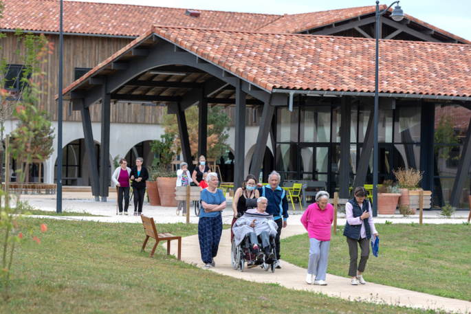 Le village landais Alzheimer :  un modèle d’avenir ?