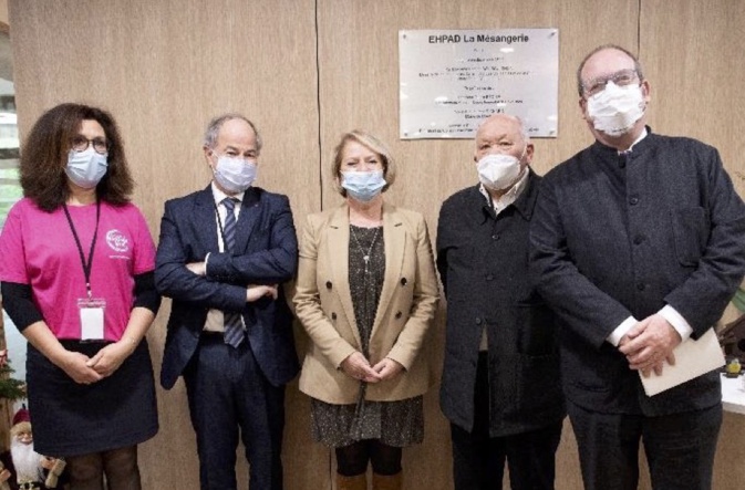 Brigitte Bourguignon en visite dans un EHPAD des Yvelines