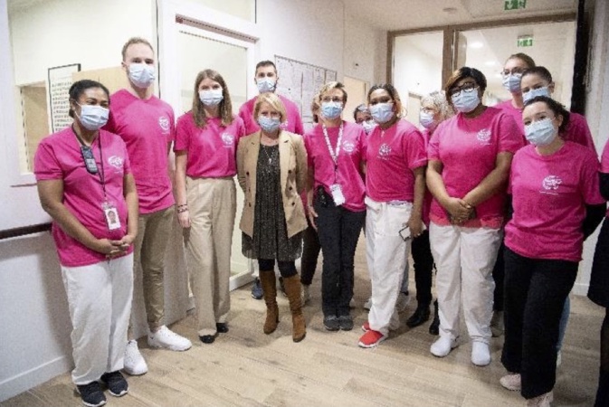 Brigitte Bourguignon en visite dans un EHPAD des Yvelines