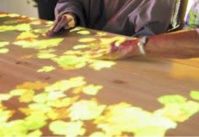 Une table magique pour les résidents de l'Unité Alzheimer du CHU Rennes Une table magique pour les résidents de l'Unité Alzheimer du CHU Rennes