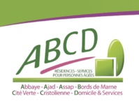 Les résidents du groupe ABCD font de la boxe