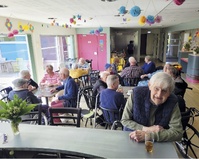 À Corlay, un café associatif pour tordre le cou aux clichés À Corlay, un café associatif pour tordre le cou aux clichés