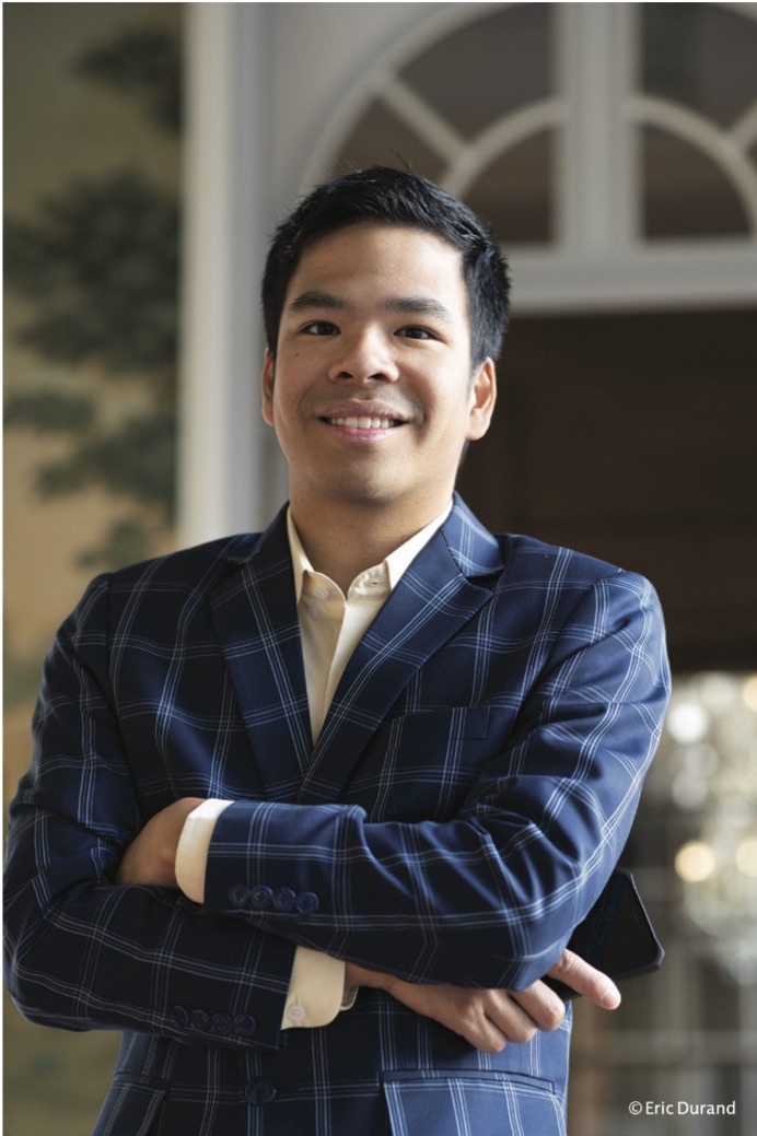 Danny Forster, d’aide-soignant à directeur d’établissement Danny Forster, d’aide-soignant à directeur d’établissement