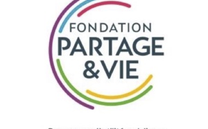 Brigitte Bourguignon en visite dans un EHPAD du Gard