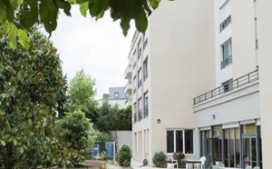 Inauguration de l’EHPAD Les Vignes à Nanterre célébrant la fin des travaux d’embellissement