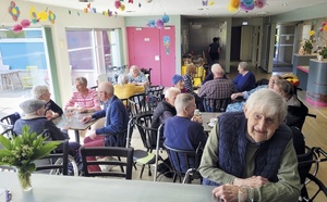 À Corlay, un café associatif pour tordre le cou aux clichés